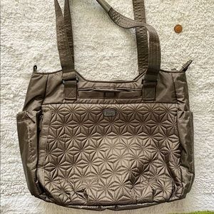 Lug scuttle tote bag in shimmer walnut